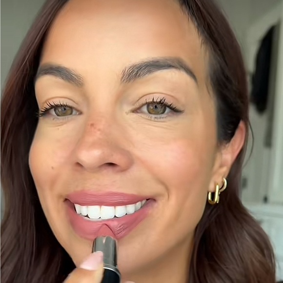 ‼️ LAST ONE 💋 VELVET TEDDY a M·A·CXIMAL SILKY MATTE LIPSTICK. RETAIL $25.  **NEW - Picture 7 of 14